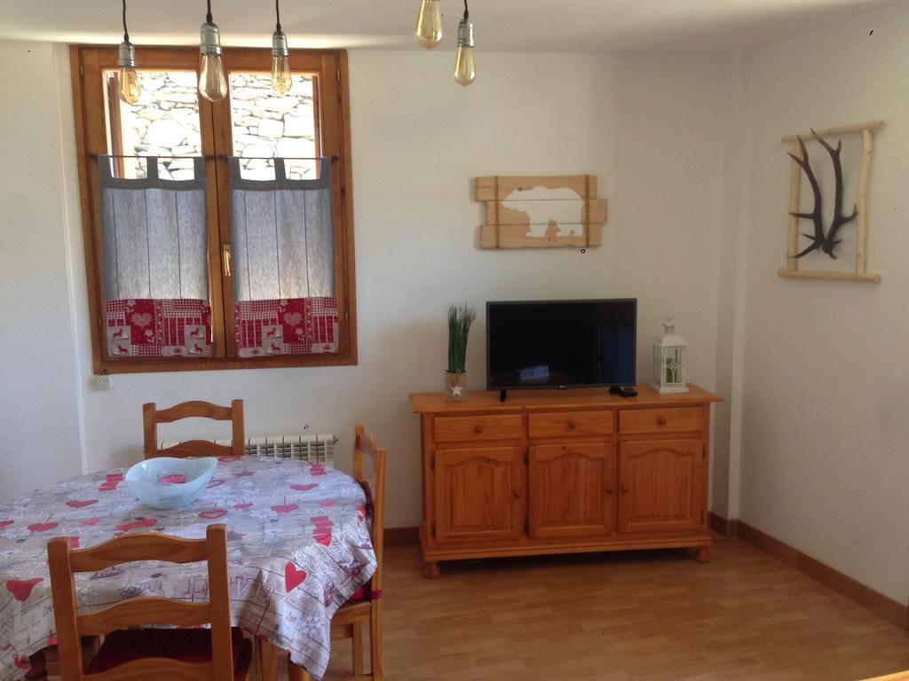 Apartmán Vora Riu Esterri d'Àneu Exteriér fotografie