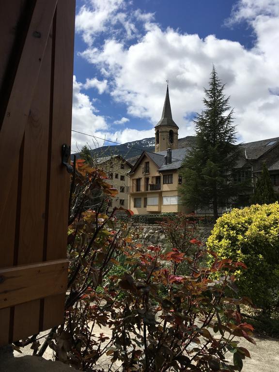 Apartmán Vora Riu Esterri d'Àneu Exteriér fotografie